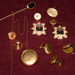 Our estate jewelry loans rely on the purity of the gold, its weight and the current spot price of the gold